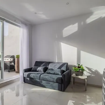 Duplex Penthouse With Seaview Apartman *