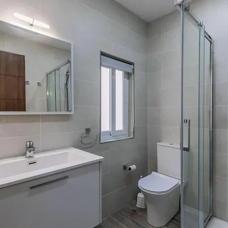 Duplex Penthouse With Seaview Apartman