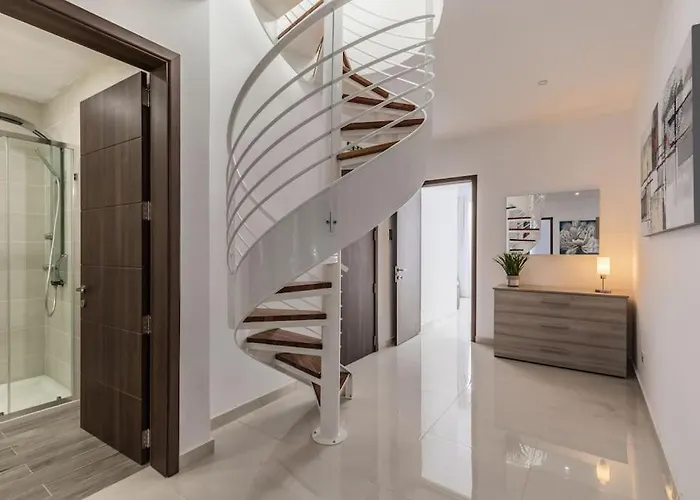 Daire Duplex Penthouse With Seaview