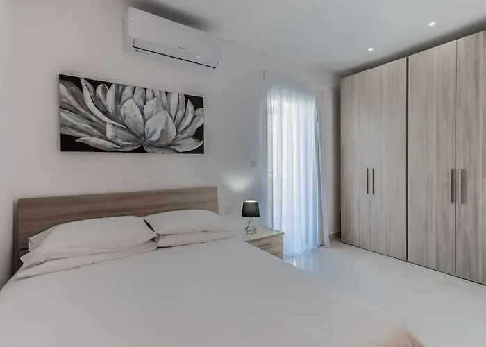 Duplex Penthouse With Seaview